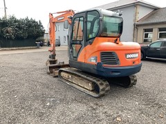 Doosan DX55 - - Gebruikte Mini graafmachine < 7t