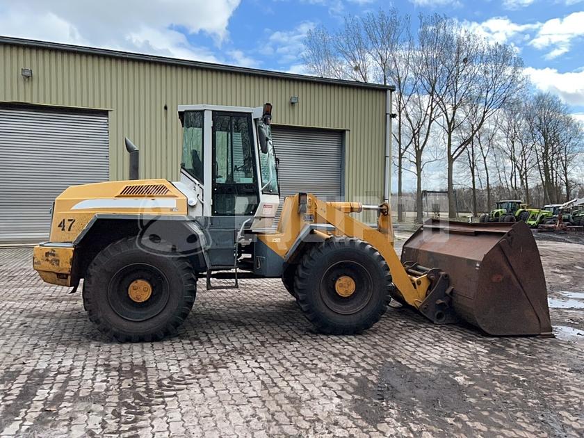 1998 ليبهير L522-44334664