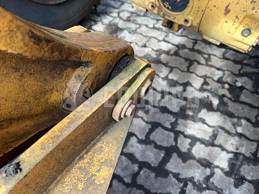 1998 ليبهير L522-44294346