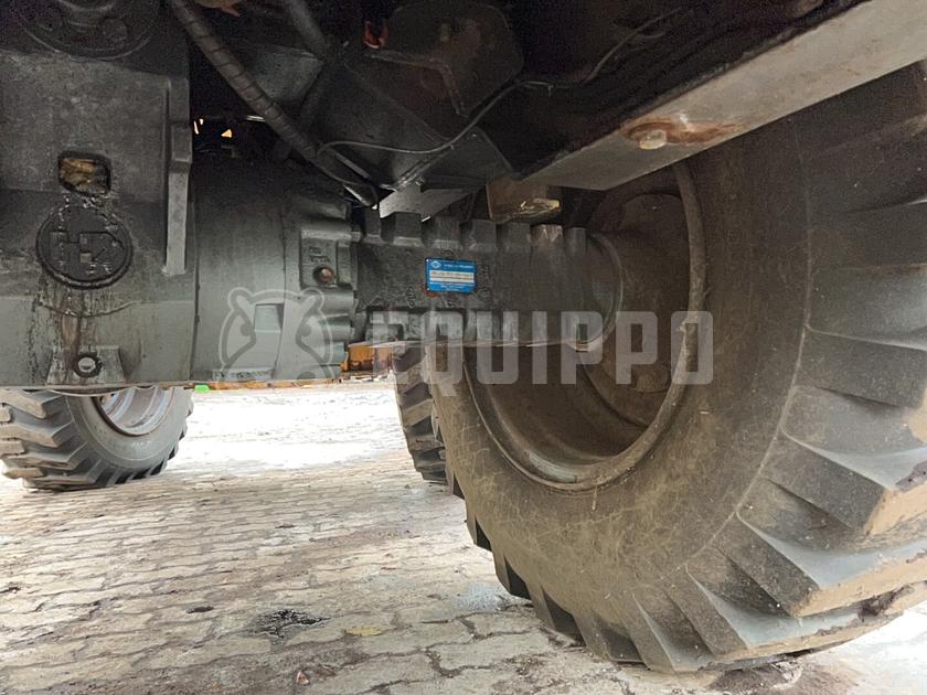 1998 ليبهير L522-44294121