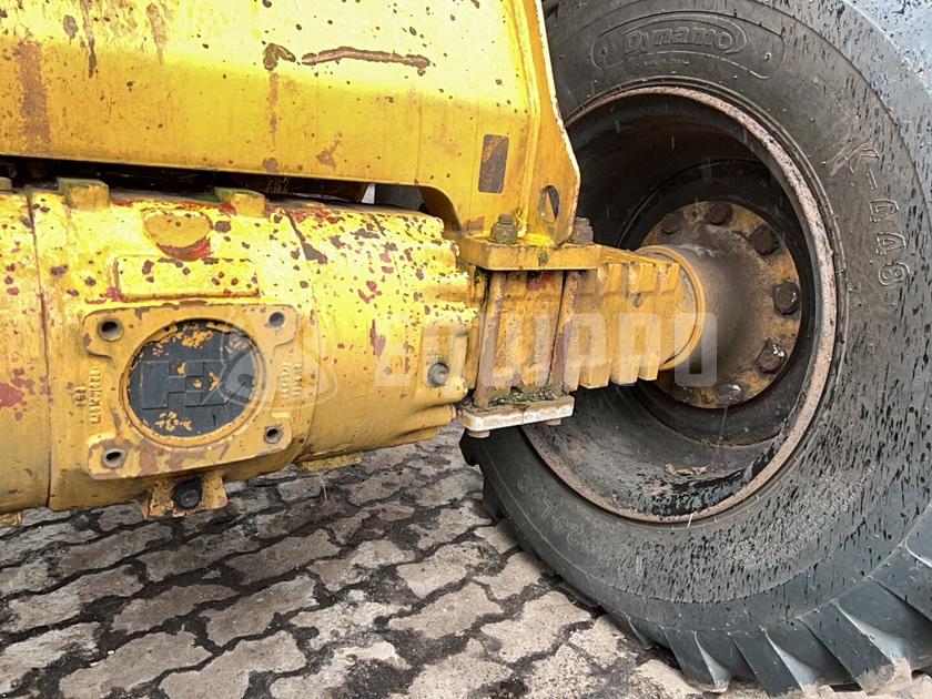 1998 ليبهير L522-44294127