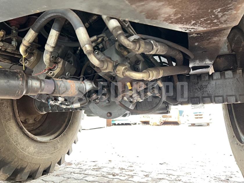 1998 ليبهير L522-44334848