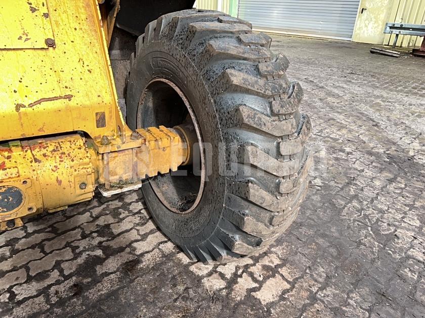 1998 ليبهير L522-44294246