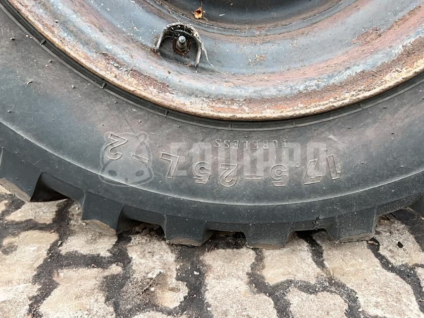 1998 ليبهير L522-44334909