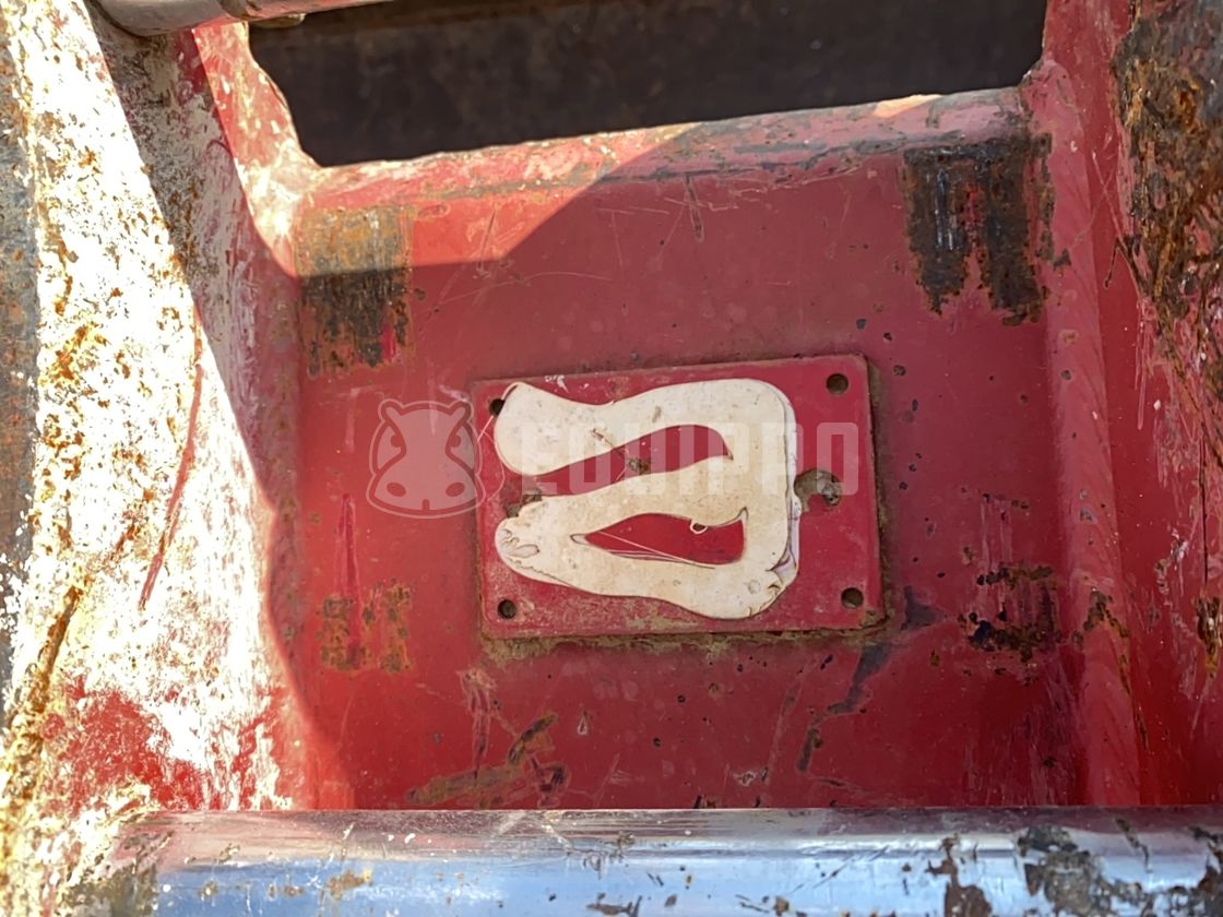 2018 TAKEUCHI TB225-44334402