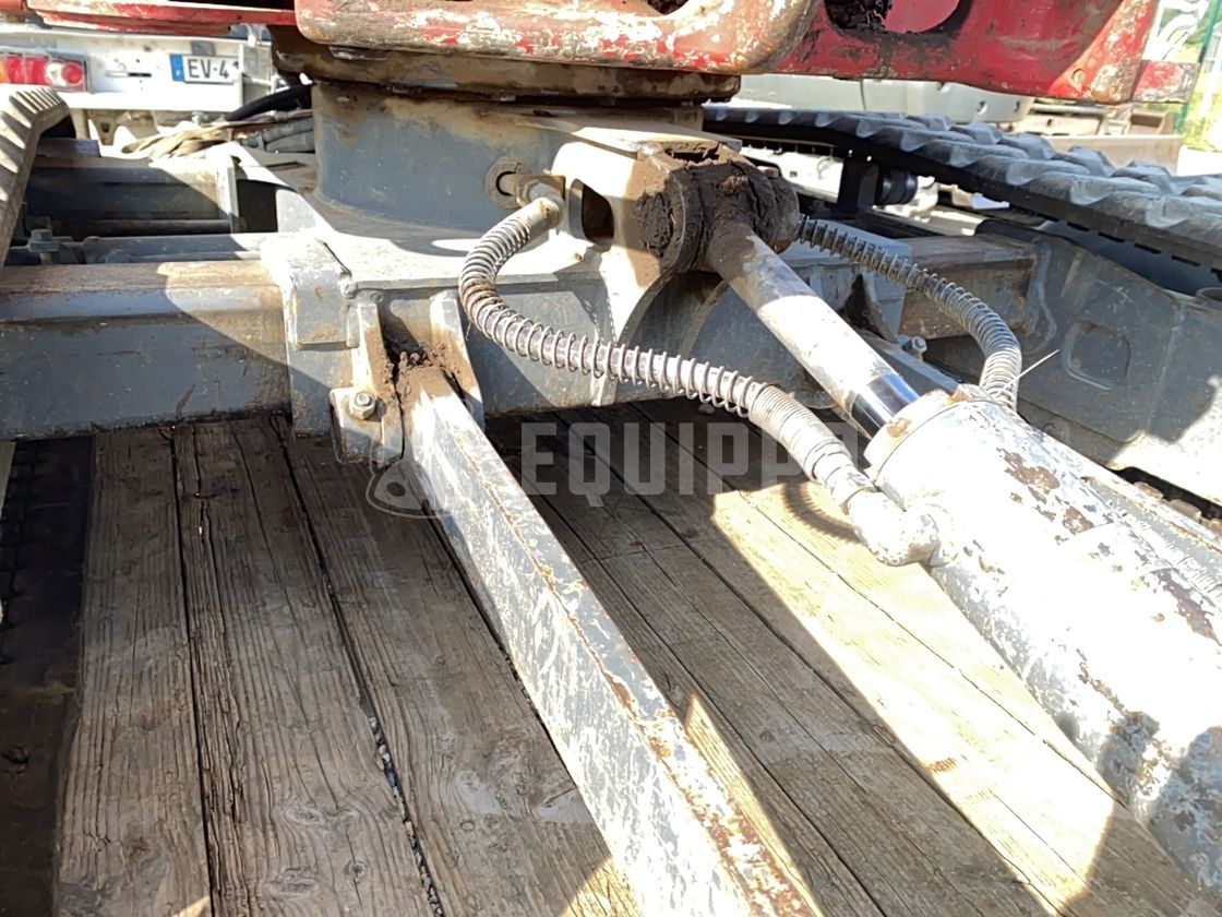 2018 TAKEUCHI TB225-44334374