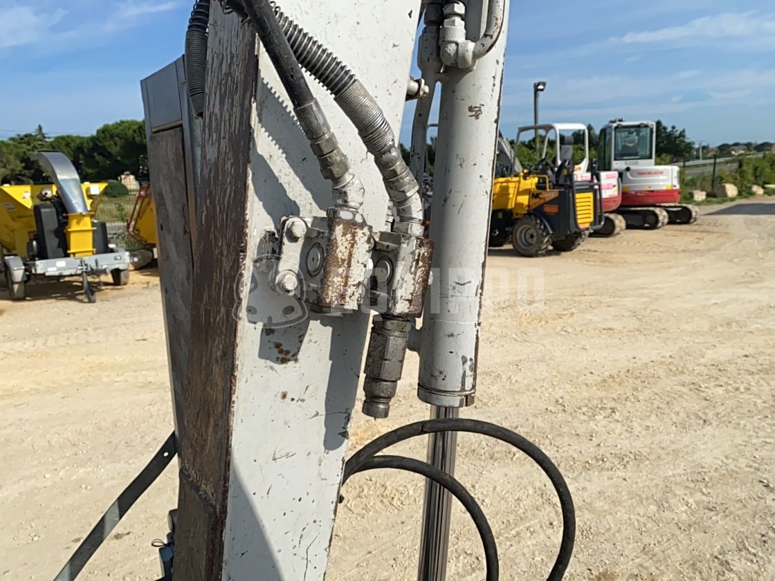 2018 TAKEUCHI TB225-44436963