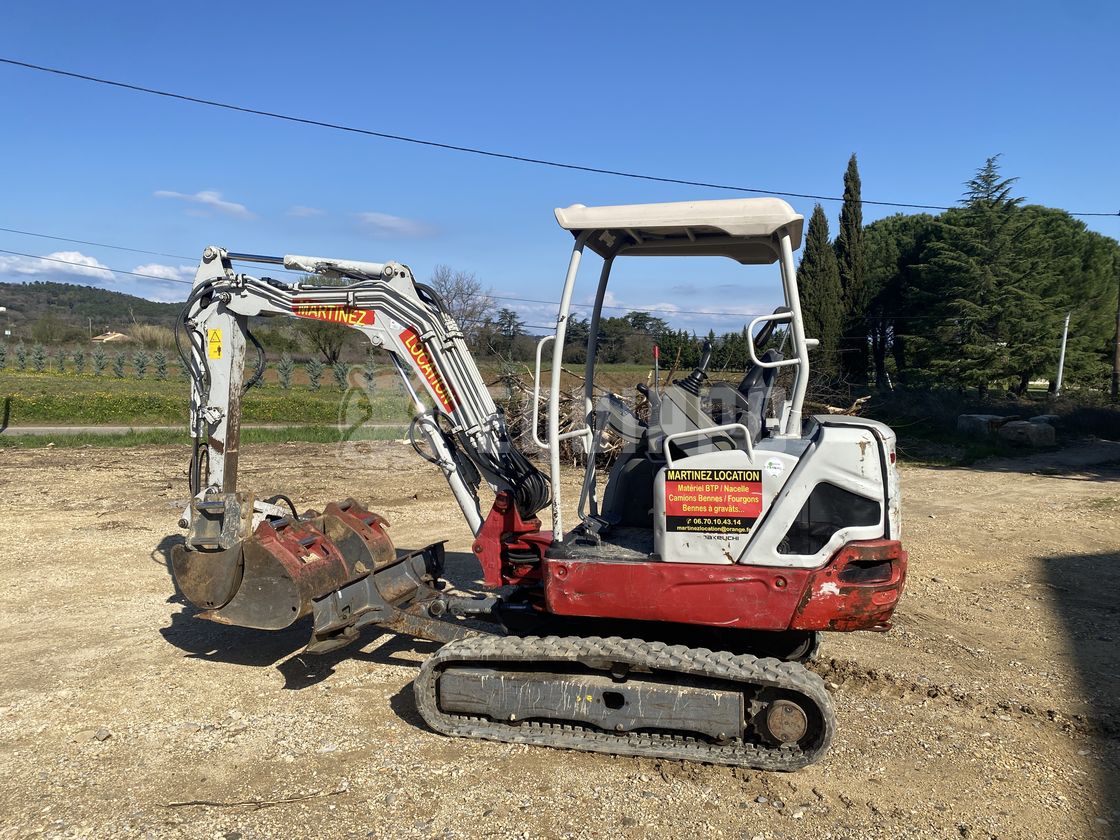 2018 TAKEUCHI TB225-44334348