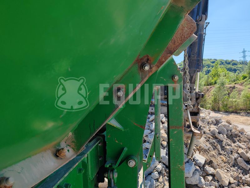 2021 ماككلوسكي J45-46708855