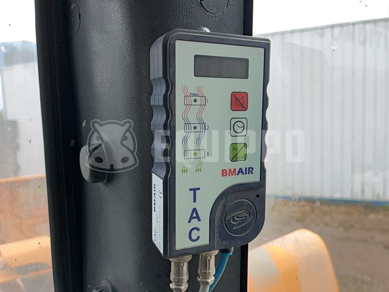 2017 Hyundai HX300-46915271