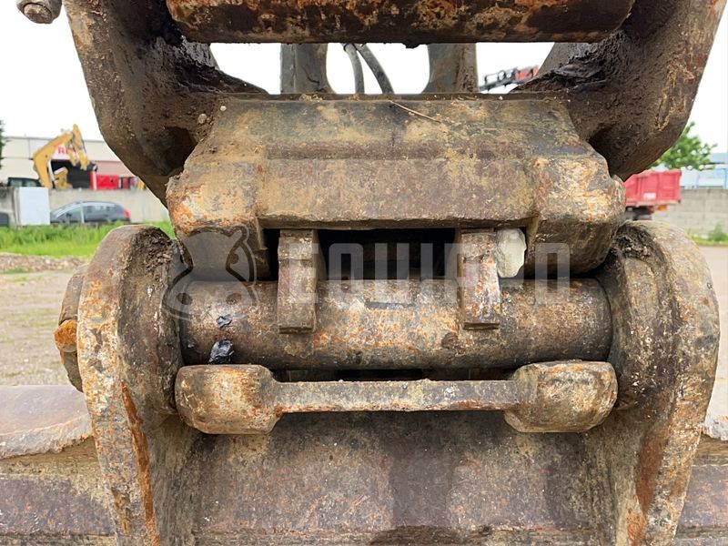 2017 Hyundai HX300-44357348