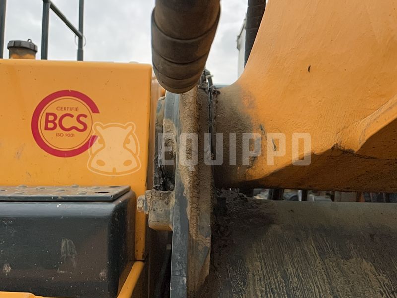 2017 Hyundai HX300-46915303