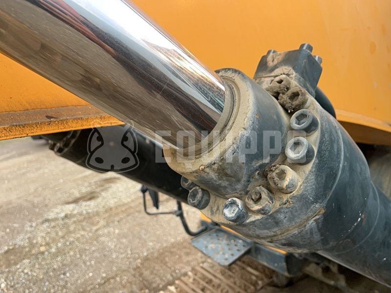 2017 Hyundai HX300-46915344