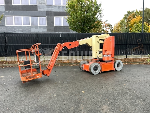 Foto van de JLG E300AJ (11m)