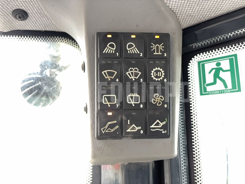 2022 يانمار V80-45433126