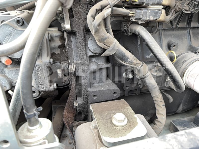 2022 يانمار V80-45433132