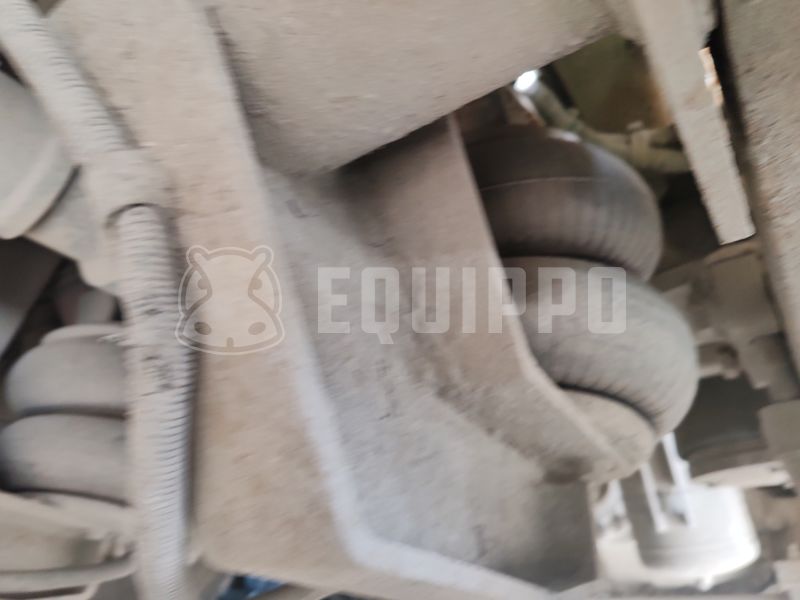 2019 فولفو FMX 500-48645423