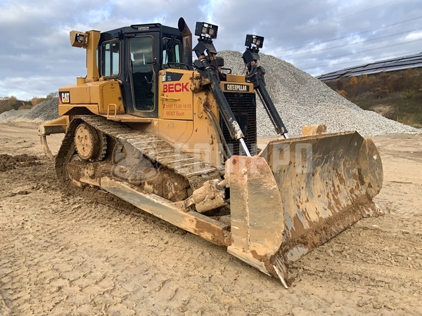 Bild des Caterpillar D6T XL