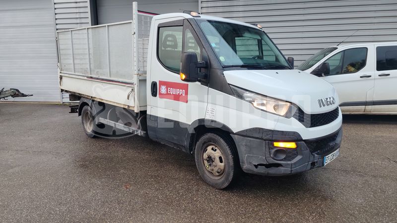 2016 Iveco 35C13-48680166