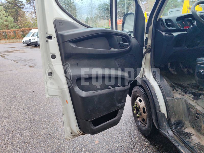 2016 Iveco 35C13-48680177