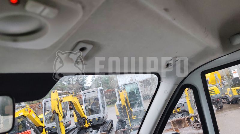 2016 Iveco 35C13-48680173