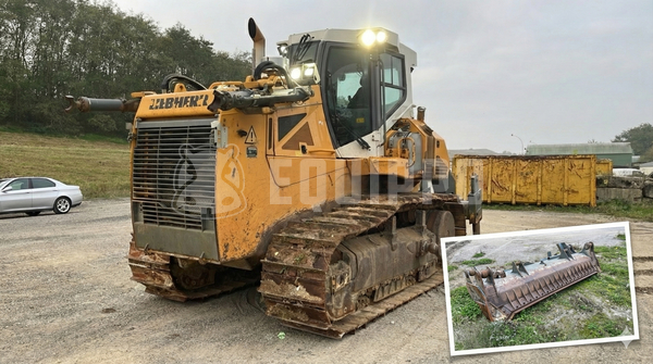 Picture of the Liebherr Pr 746 L blade included