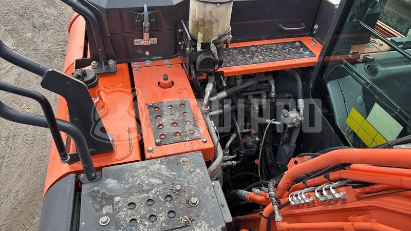 2019 هيتاشى ZX145W-6-47181316