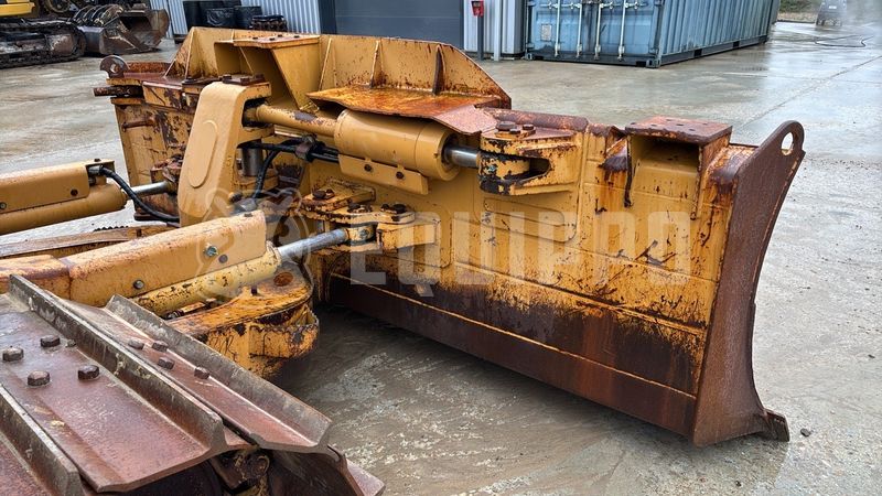 2012 كاتربيلر D6N LGP-46483335