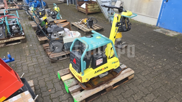 Photo de la Ammann APR 4060