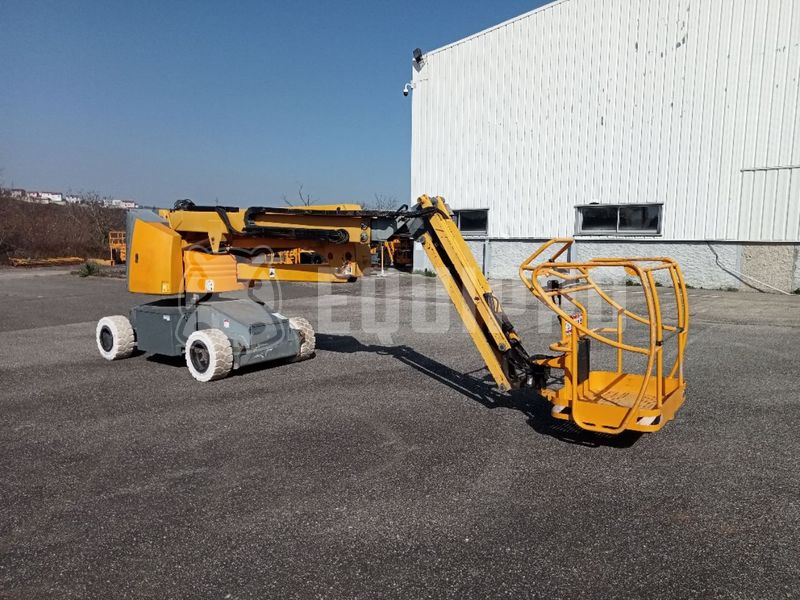 صورة ل رافعات سلة مفصلية 2007 هولوت HA15 IP