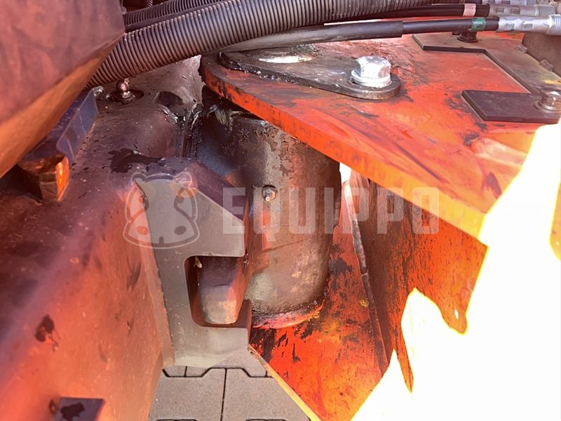 2016 كوبوتا R065-48131635