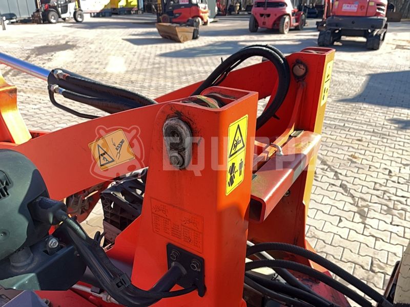 2016 كوبوتا R065-48131636