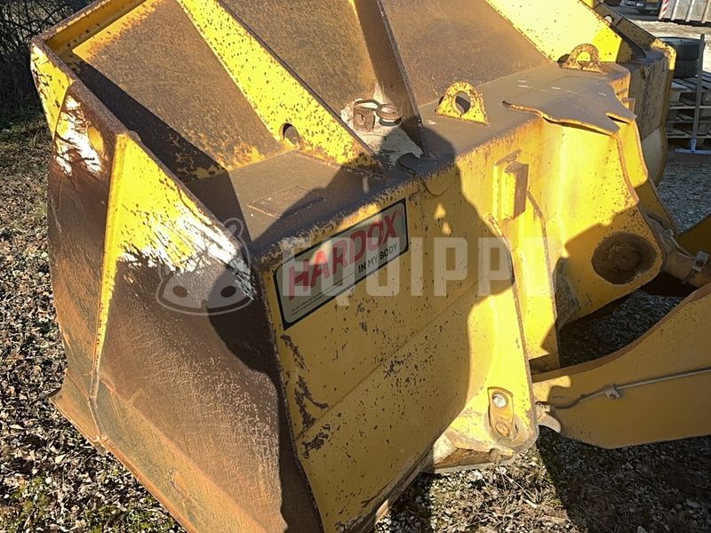 2016 Caterpillar 966M-47748079