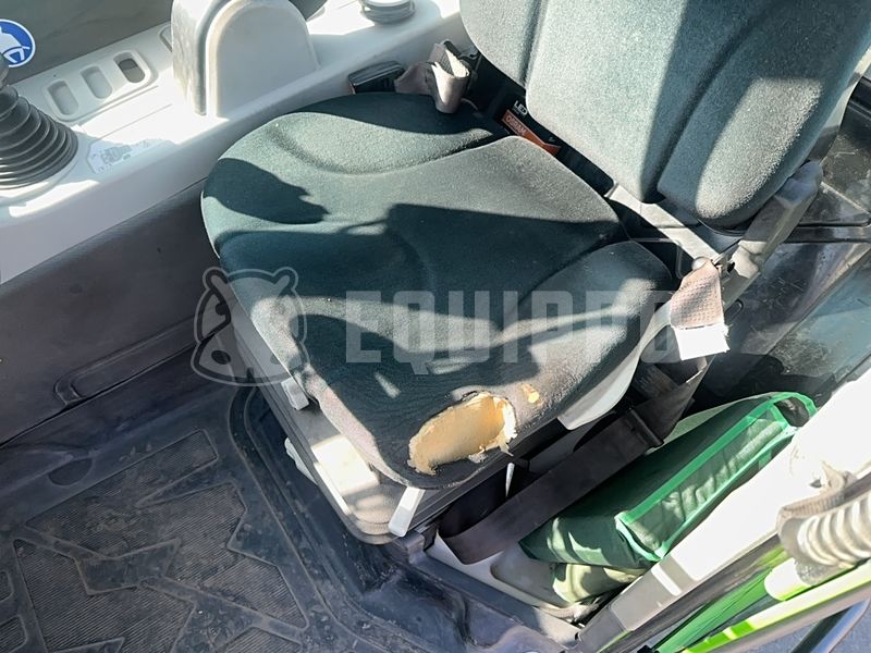 2016 ميرلو P38.13-46250787