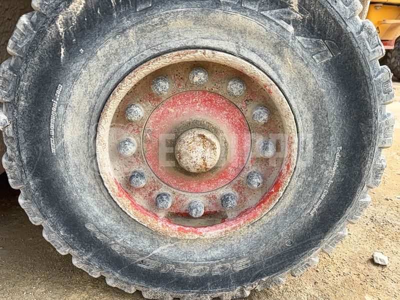 2014 ليندي H60-48157510