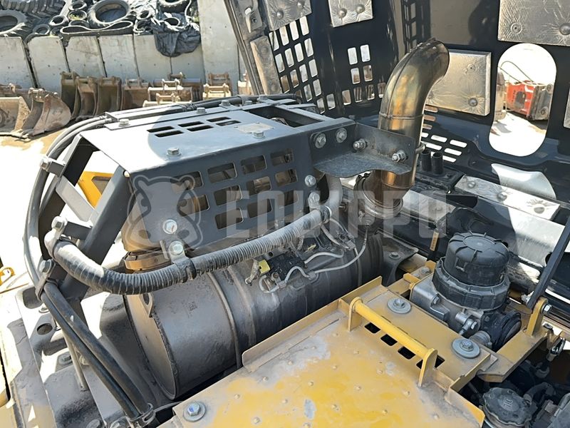 2020 Komatsu HB215LC-3-47359223