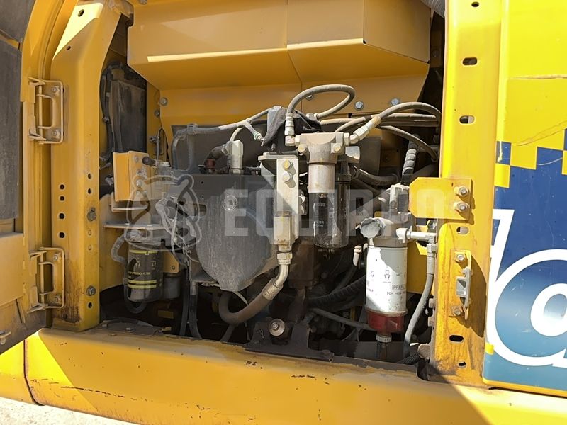 2020 Komatsu HB215LC-3-47359217