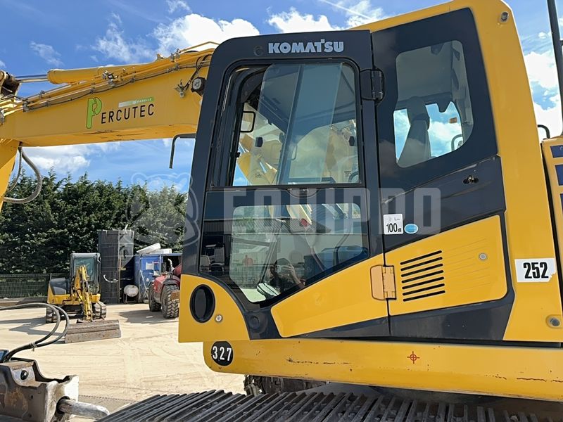 2020 Komatsu HB215LC-3-48191279