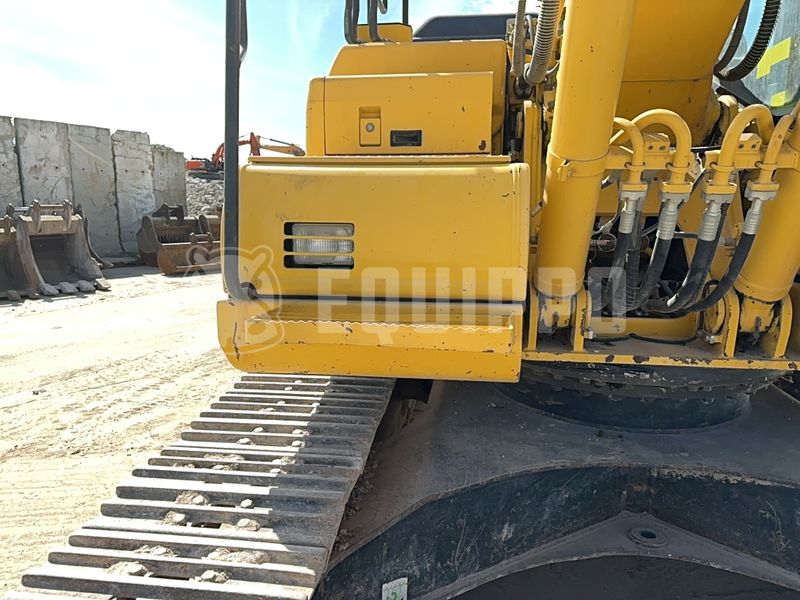 2020 Komatsu HB215LC-3-47359244