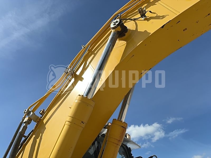 2020 Komatsu HB215LC-3-47359264