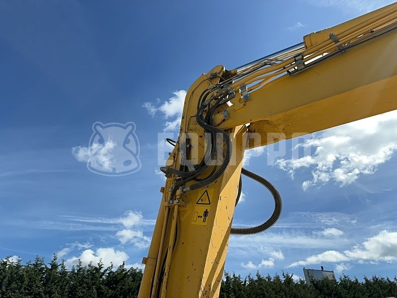2020 Komatsu HB215LC-3-48191330