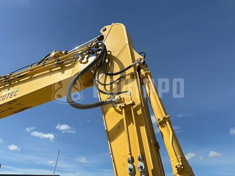 2020 Komatsu HB215LC-3-48191334