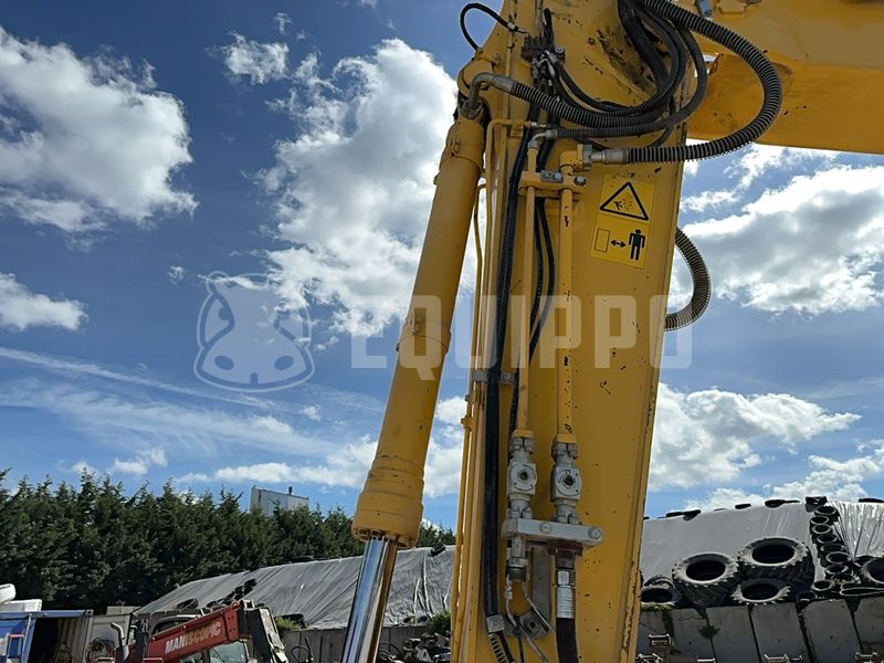 2020 Komatsu HB215LC-3-47359268