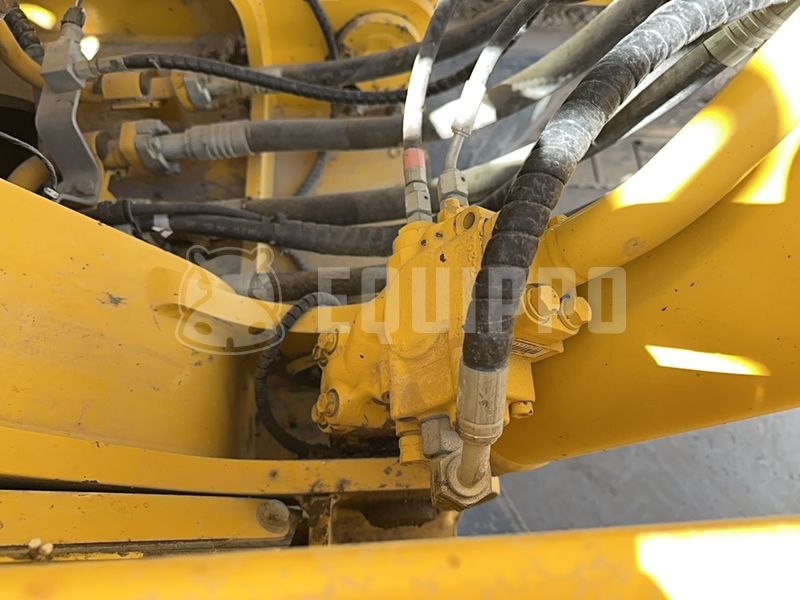 2020 Komatsu HB215LC-3-47359262