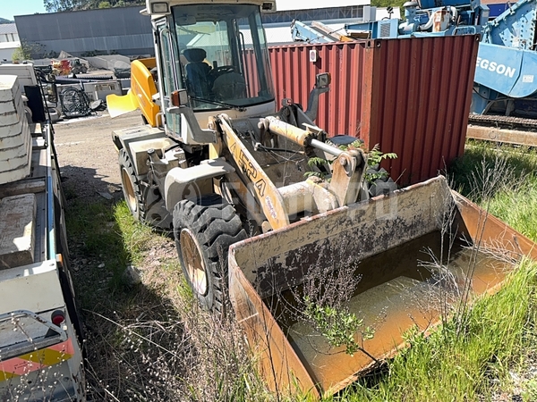 Photo de la Liebherr L 524