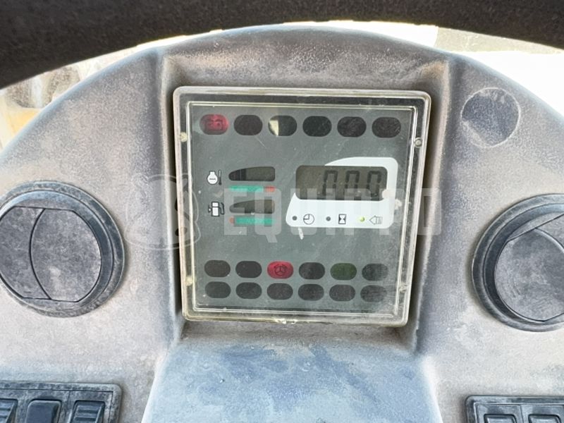 2001 ليبهير L 524-48326891