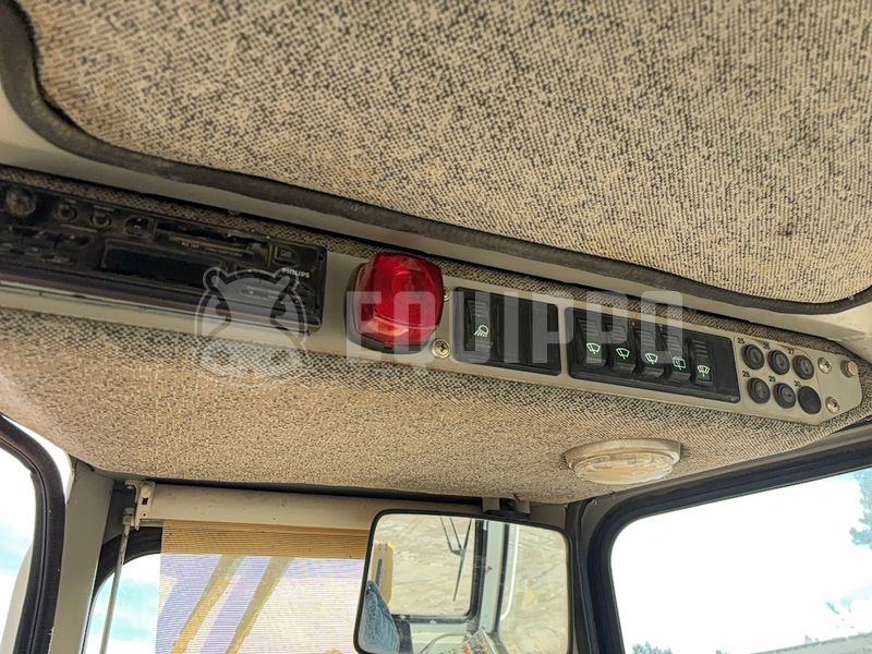 2000 ليبهير PR 722 BL-47680171