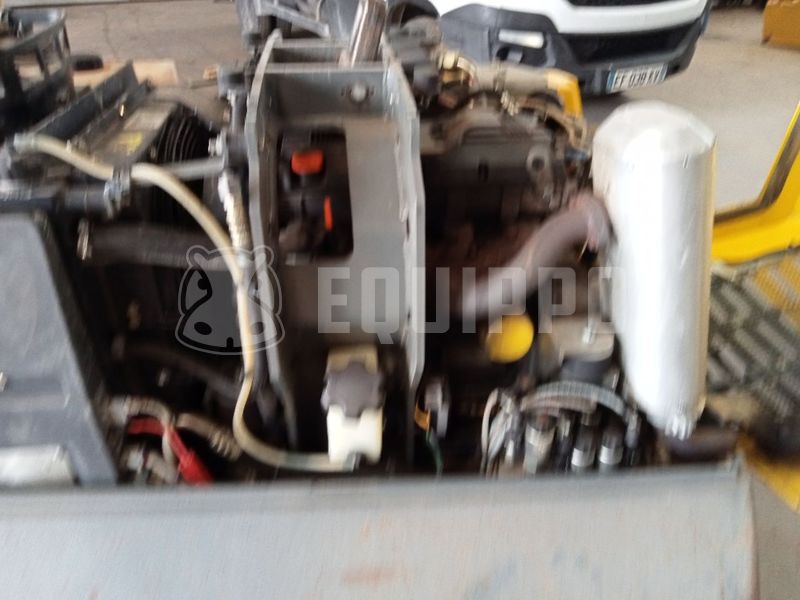 2010 واكر نيوسون DPU130LE-48280449