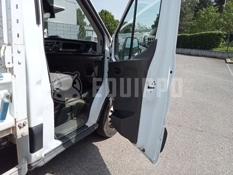 2023 Ford TRANSIT-47752560