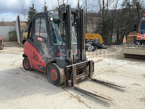 Foto van de Linde H50D-01